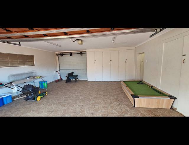 4 BEDROOM HOUSE FOR SALE IN BENDOR